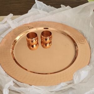 Copper-Tone Hammered Charger Plate with Matching Napkin Rings - Rose Gold Finish